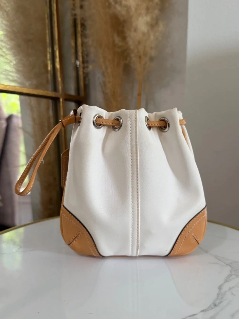 Coach Vintage Y2K Ivory British Tan Mini Drawstring Pouch Wristlet Bag 8669 Rare